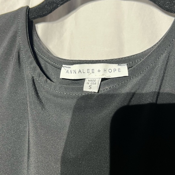 Annalee & Hope dress with cut outs - Picture 3 of 3